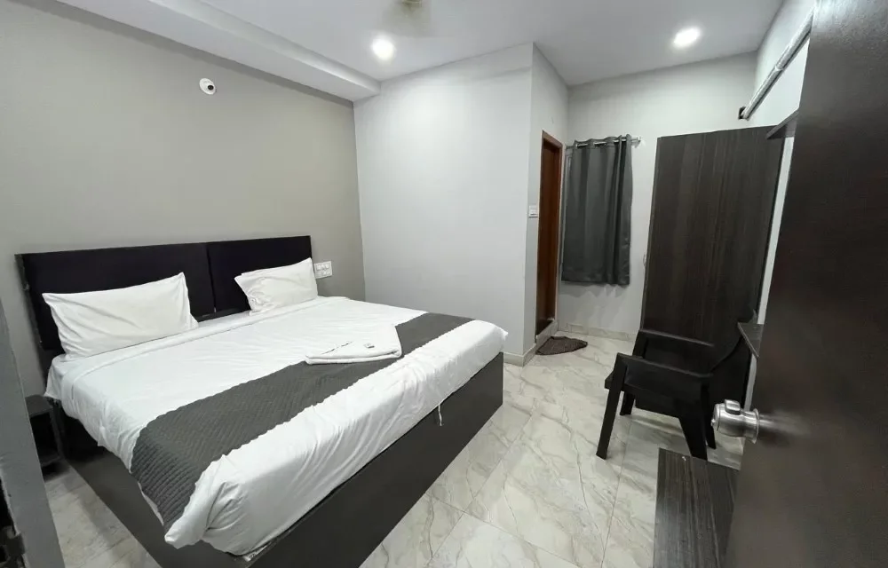 Deluxe Non AC Room